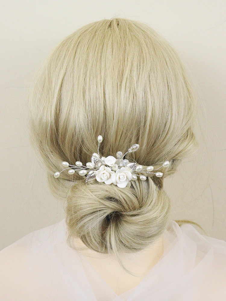 Silver Flower Pearls Hair Comb Bride Hair Accessories for  display picture 3