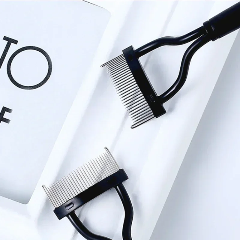 Metal Eyelash Separator & Curler 3