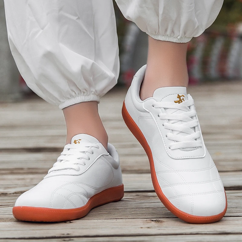 Couple Comfortable Leather Kung Fu Shoes Professional Men's Women's Martial Arts Shoes Unisex Martial Arts Taiji