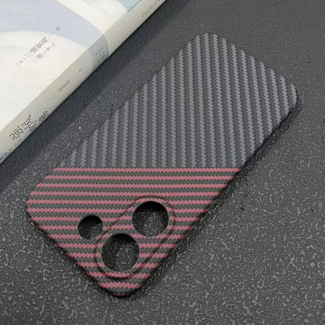 Enhanced Carbon Fiber Stripe Acrylic PC Hard Case - Shockproof, Skin-Friendly Feel