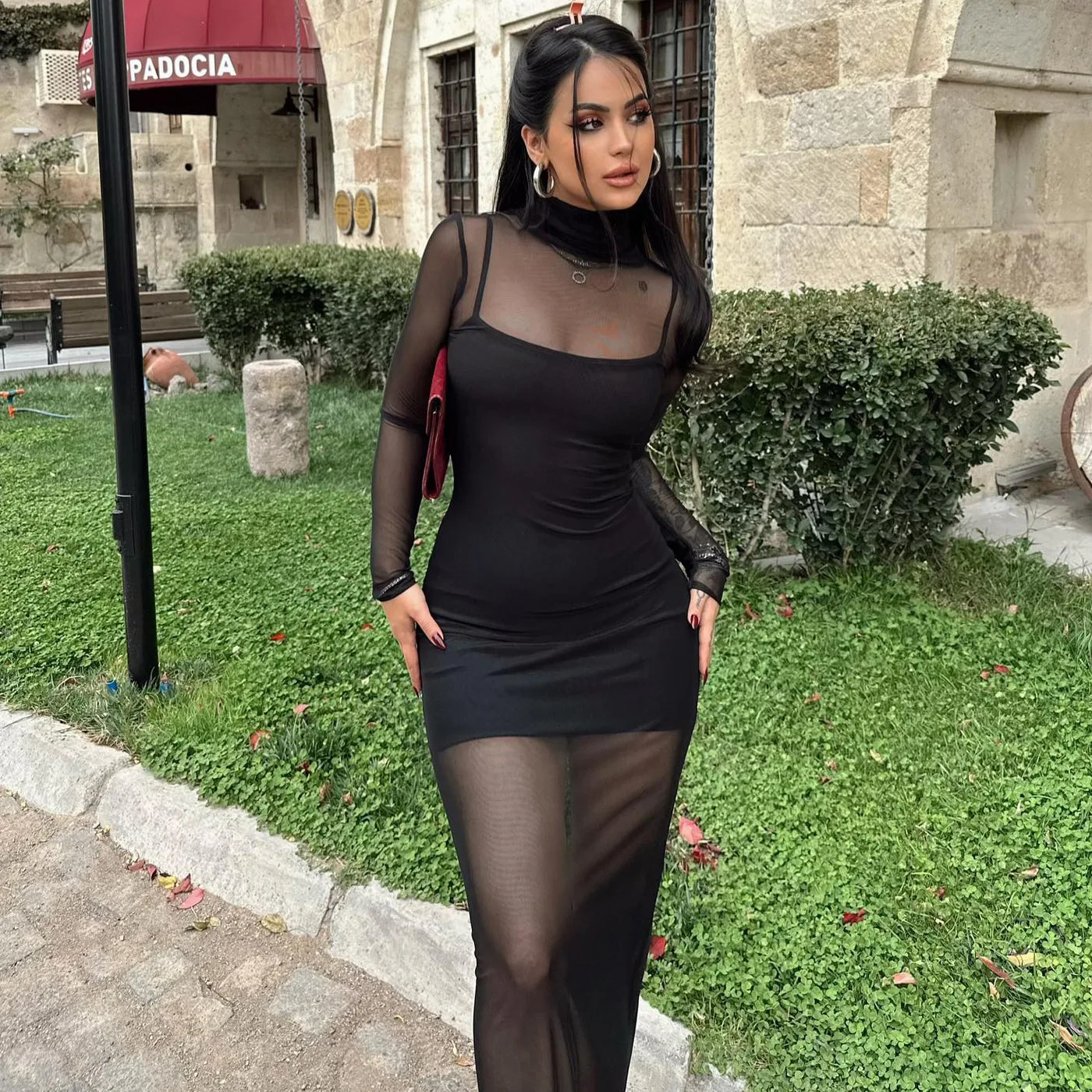 Conjunto de dos piezas de malla para mujer, vestido mini transparente, ajustado, sexy, de moda, de manga larga, con retazos, otoño 2025