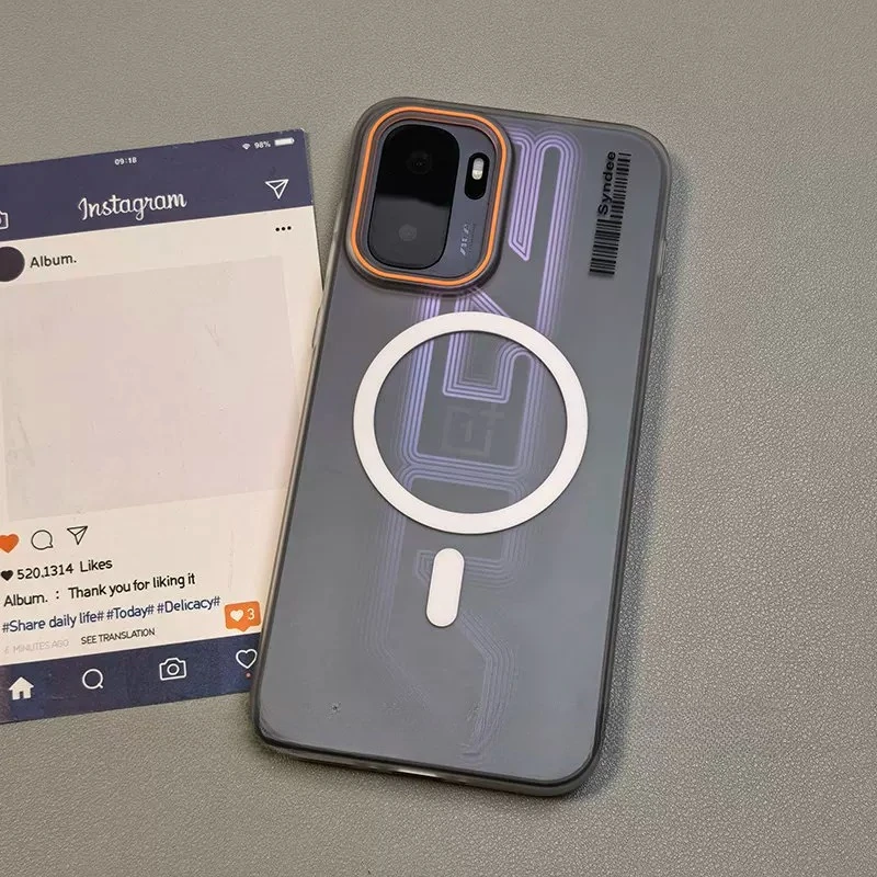 Luxury Frosted Clear Magnetic Wireless Charging Case