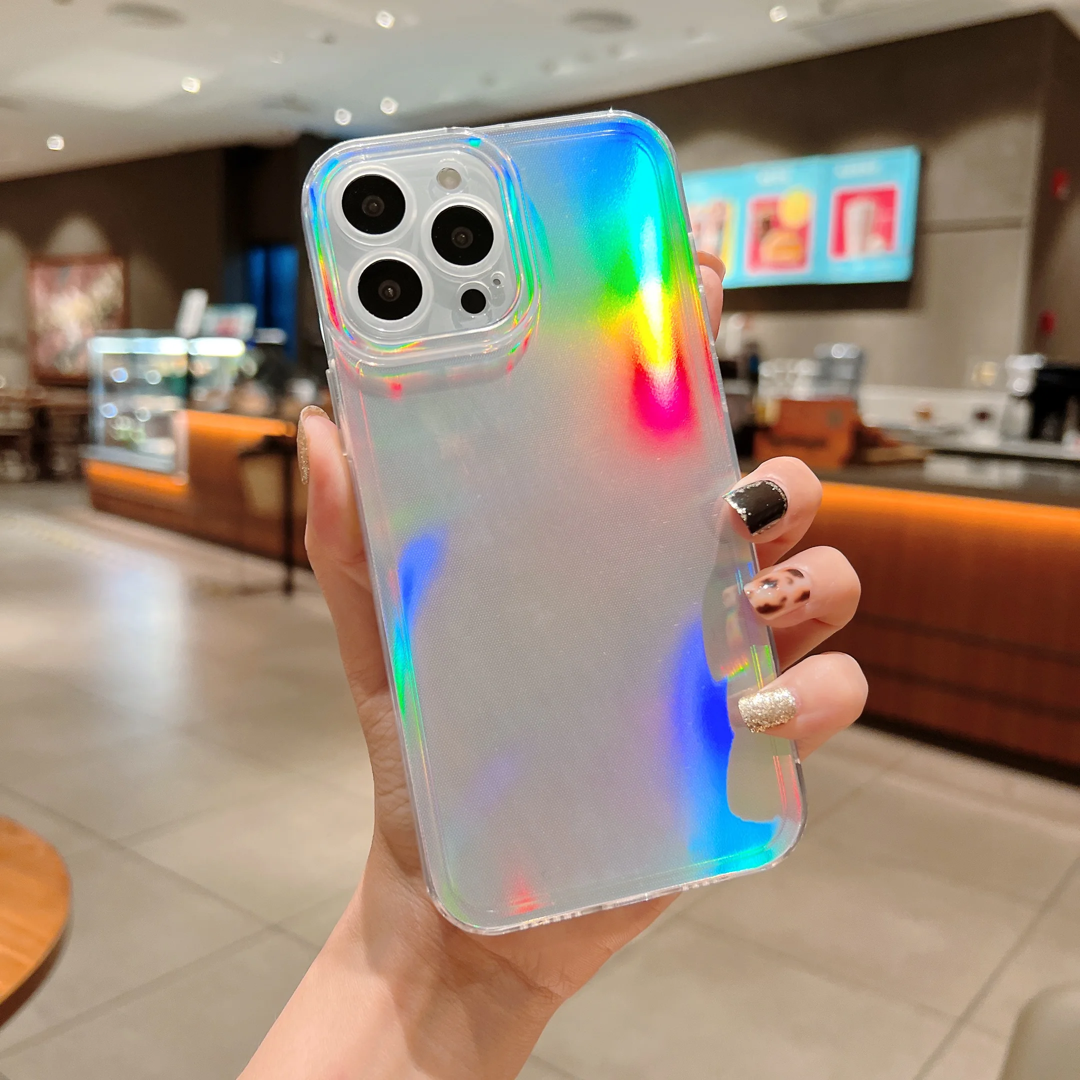 KERZZIL かわいいホログラフィック iPhone 13 Pro KERZZIL かわいいホログラフィック iPhone 13 Pro - メルカリ