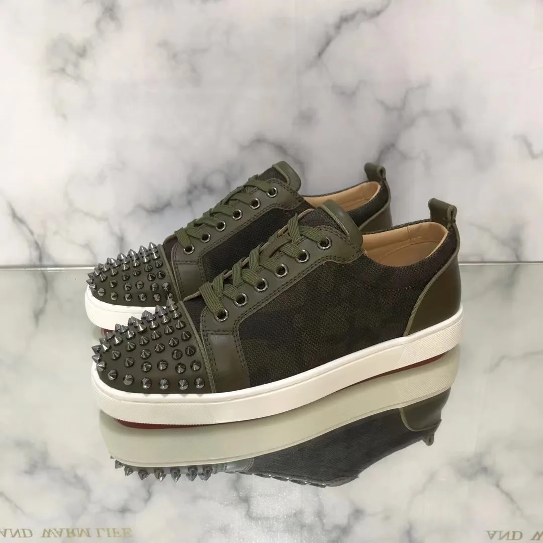 

Low Cut Couple Luxury Red Bottom Shoes for Men Trainers Driving Spiked Bar Rivets Toecap Green Net Graffiti Genuine Leather