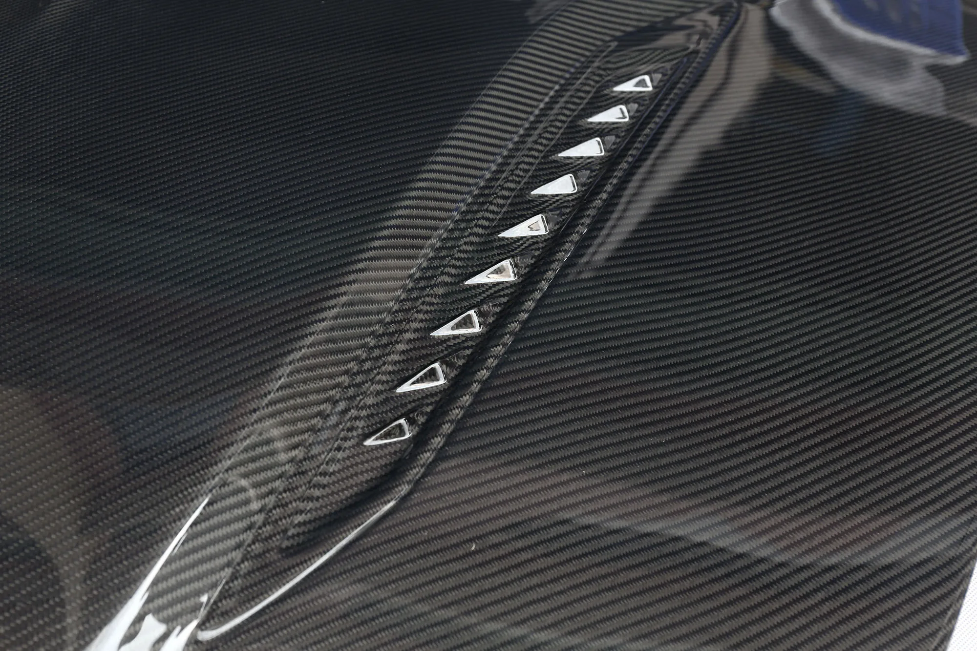 Рисунок 5 - Аксессуары глянцевая черная крышка