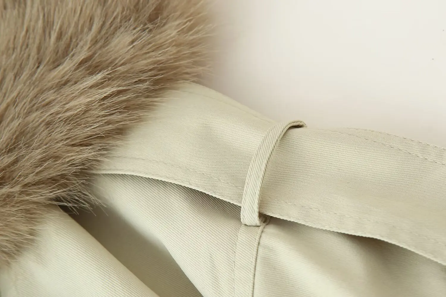 Winter Women Fur Collar Short Windbreaker Coat Women Fashion Double Breasted Pocket Jacket Autumn Daily Commuting Office Outerwe