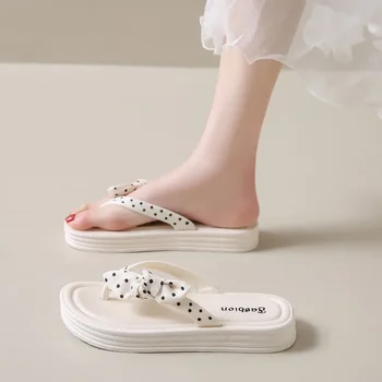 Pantofole da donna spesse e sandali da donna sulla spiaggia Scarpe antiscivolo Nuova collezione di moda di alta qualità H Sandalo Scivoli in PVC 1