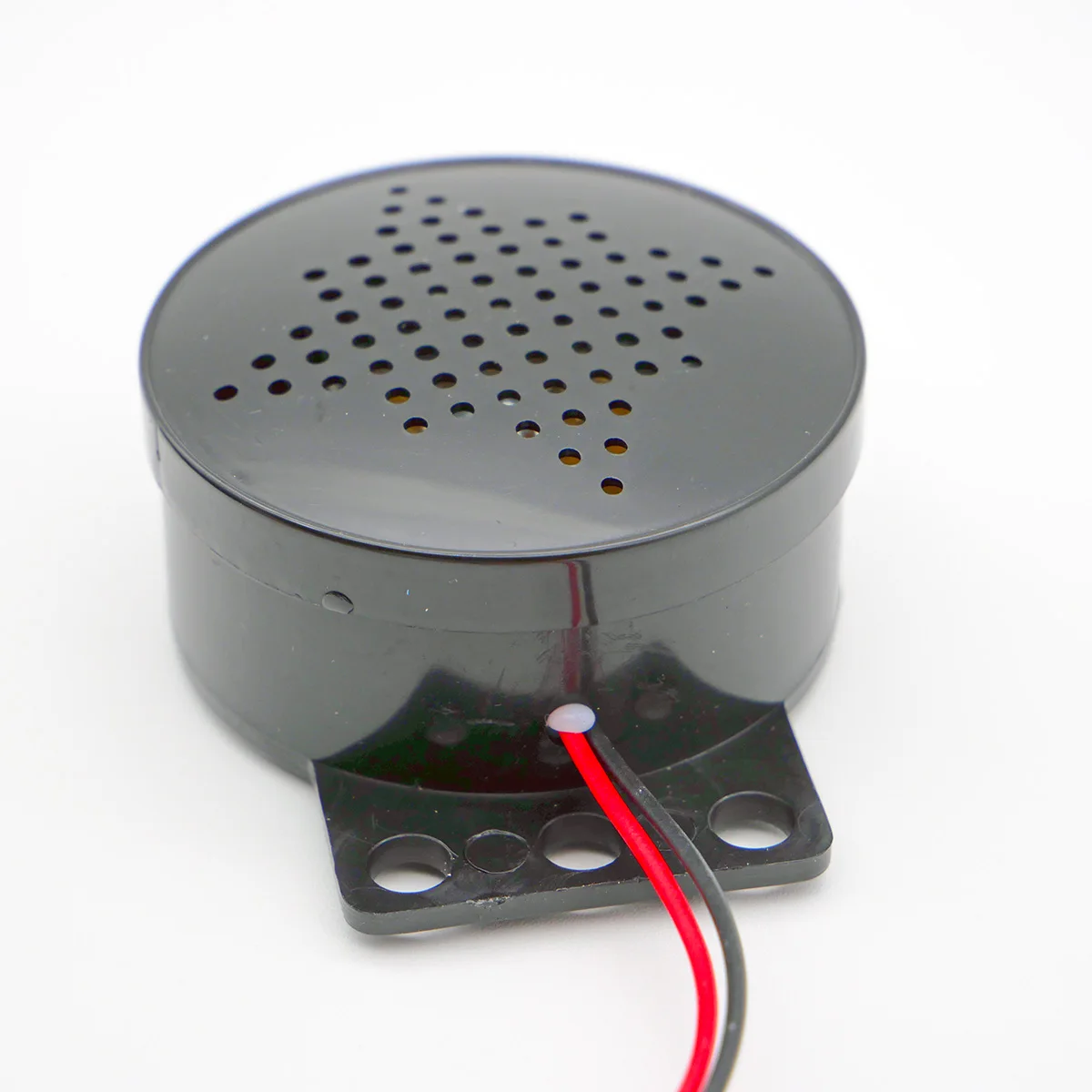 Motorcycle anti-theft voice reminder has remote ignition, car finding, intelligent reminder