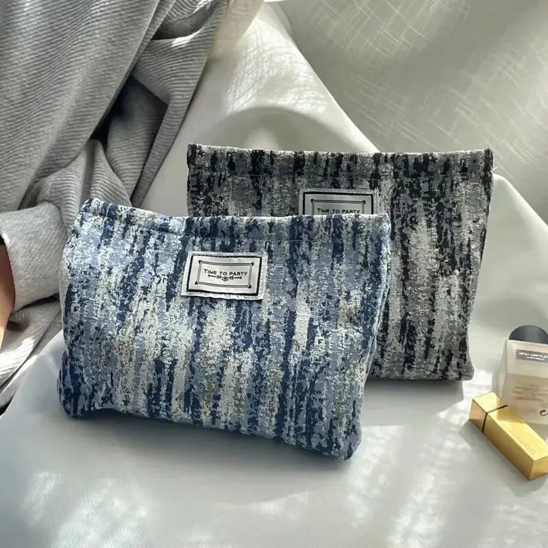 Make Up Bag Cute Jacquard Canvas Artistic Retro Flower Convenient Clutch