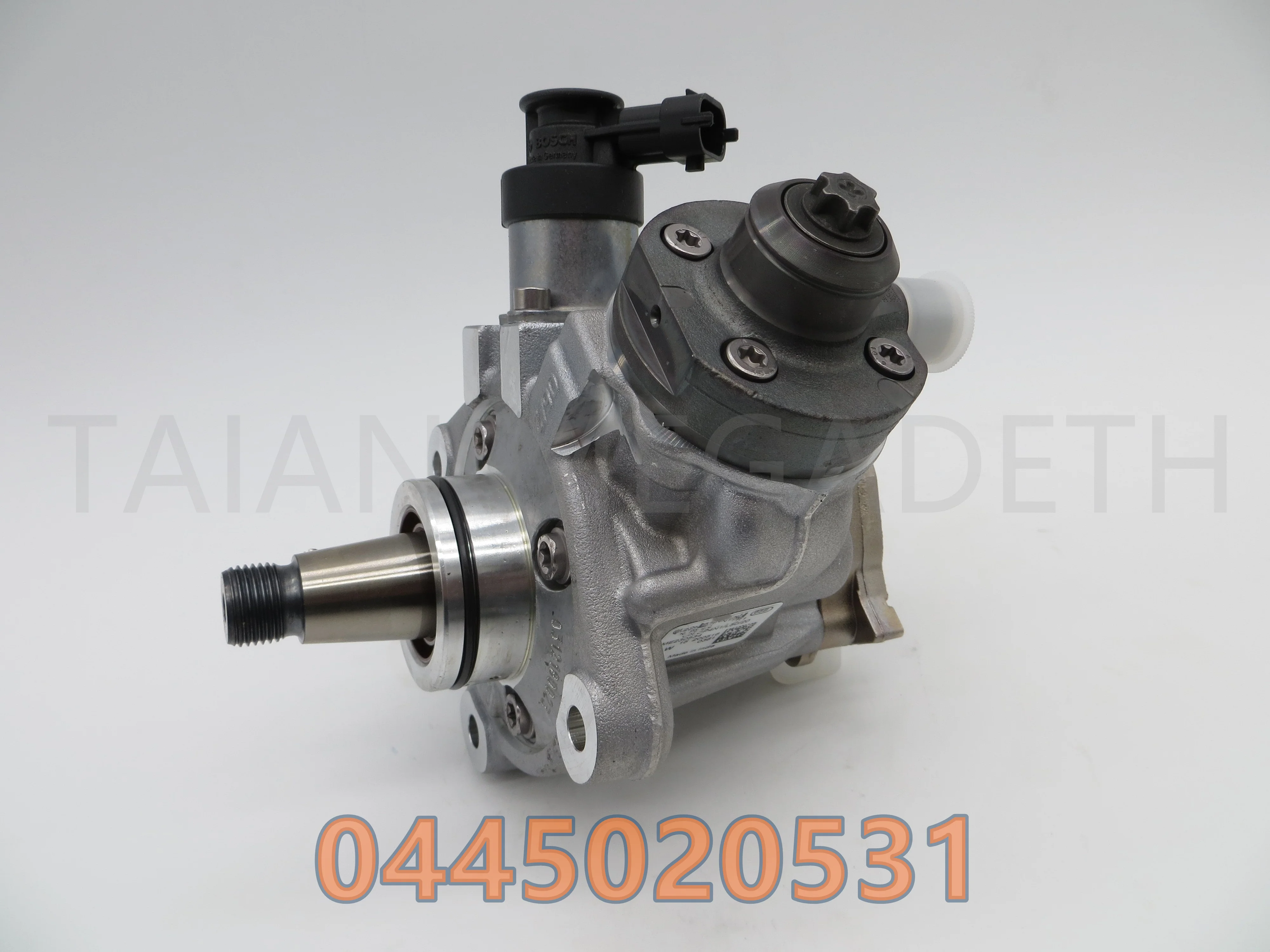 

Оригинальный новый дизельный топливный насос Common Rail 0445020531, ME230534