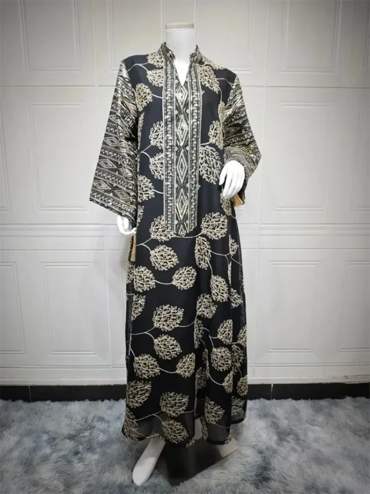 جلابية ليڤا المطرزة الفاخرة