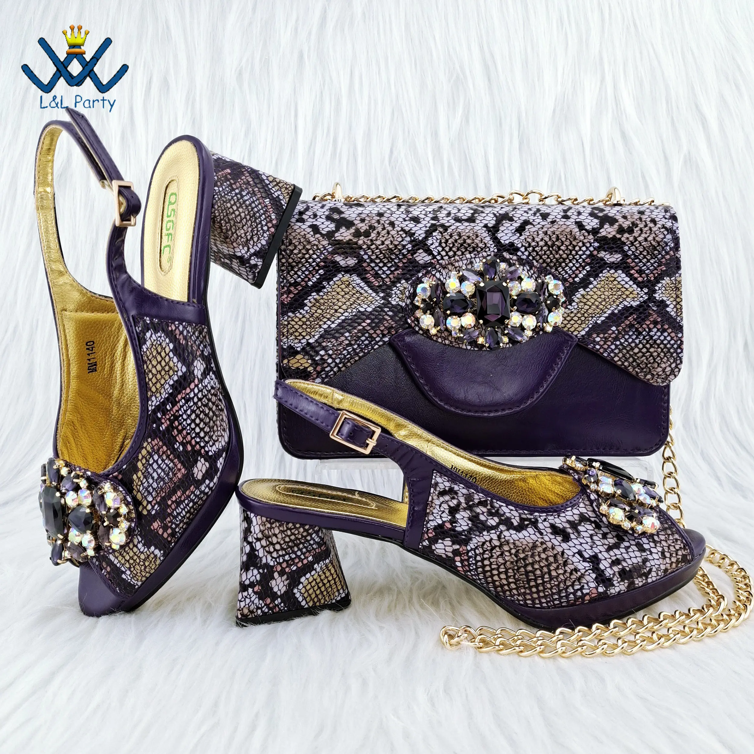 

Fashionable New Design Nigerian Design Italian Women Shoes and Bag Set in Dark Purple Color Decorate with Rhinestone for Party