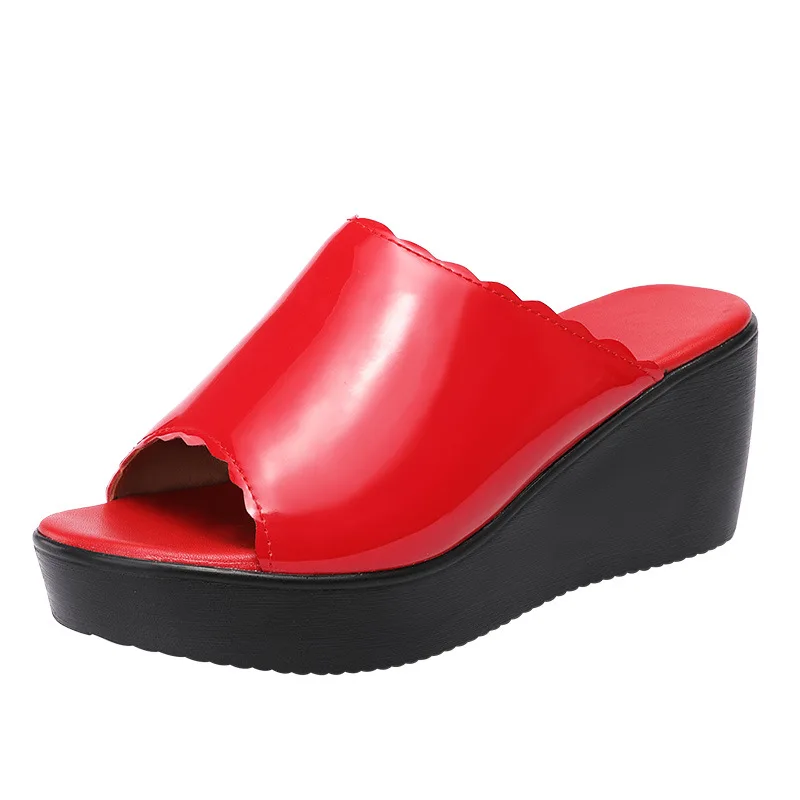 

Plus Size 34-43 Medium Heels Non Slip Outside Office Beach Slippers Women Platform Shoes 2022 Summer Thick Sole wedges Slides