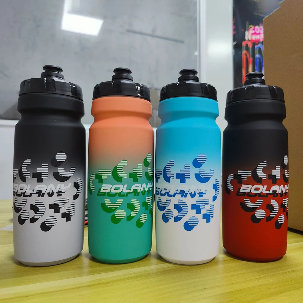 Sport Squeeze Water Bottle 750Ml Borraccia Portatile Per Bici Bollitore Per Sport All'Aria Aperta Per La Corsa All'Aperto In Bicicletta