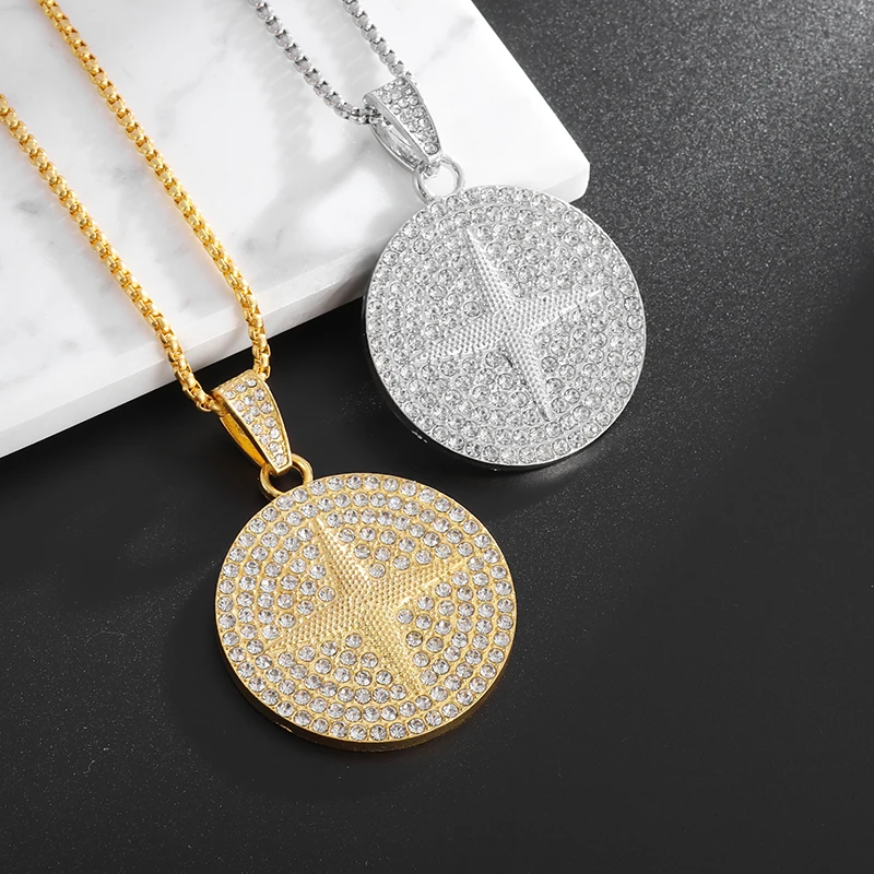 

Delicate Sparkling Crystal Compass Medal Pendant Necklace Men Women Hip Hop Punk Street Party Jewelry Gifts