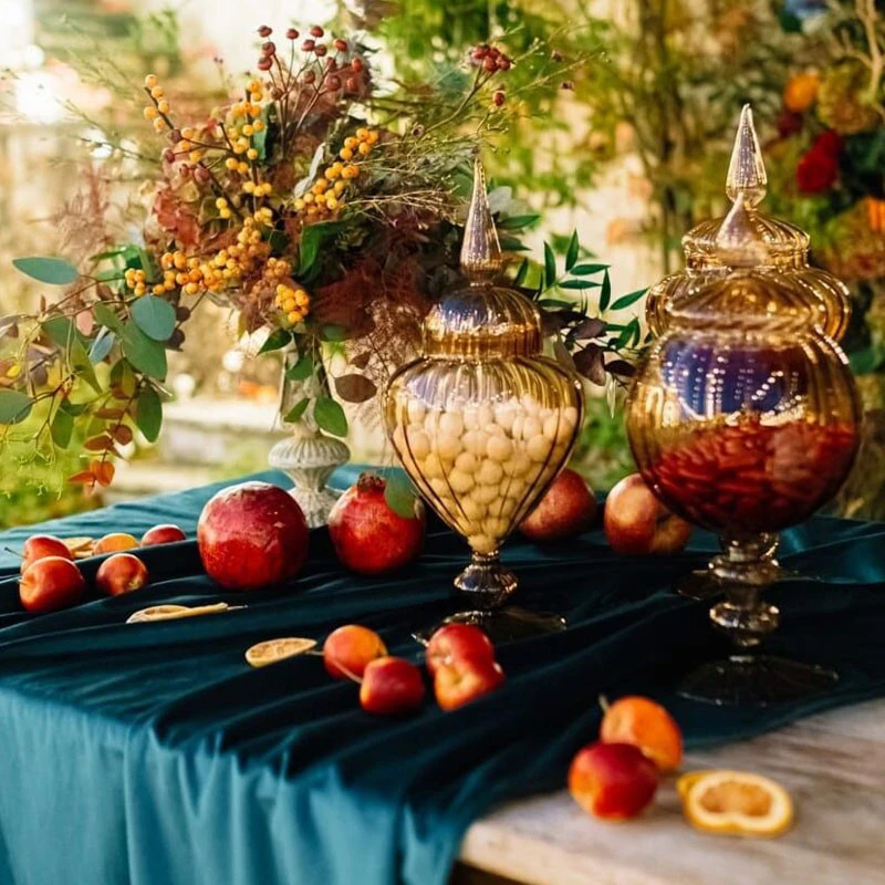 Retro Holiday Decorative Tablecloths Polyester Velvet Conference Tablecloths Dining Table Decorative Tablecloths