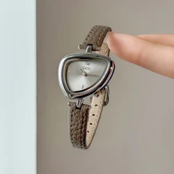 Elegant Asymmetrical Women's Watch with Leather Strap and Quartz Movement (Multicolor)