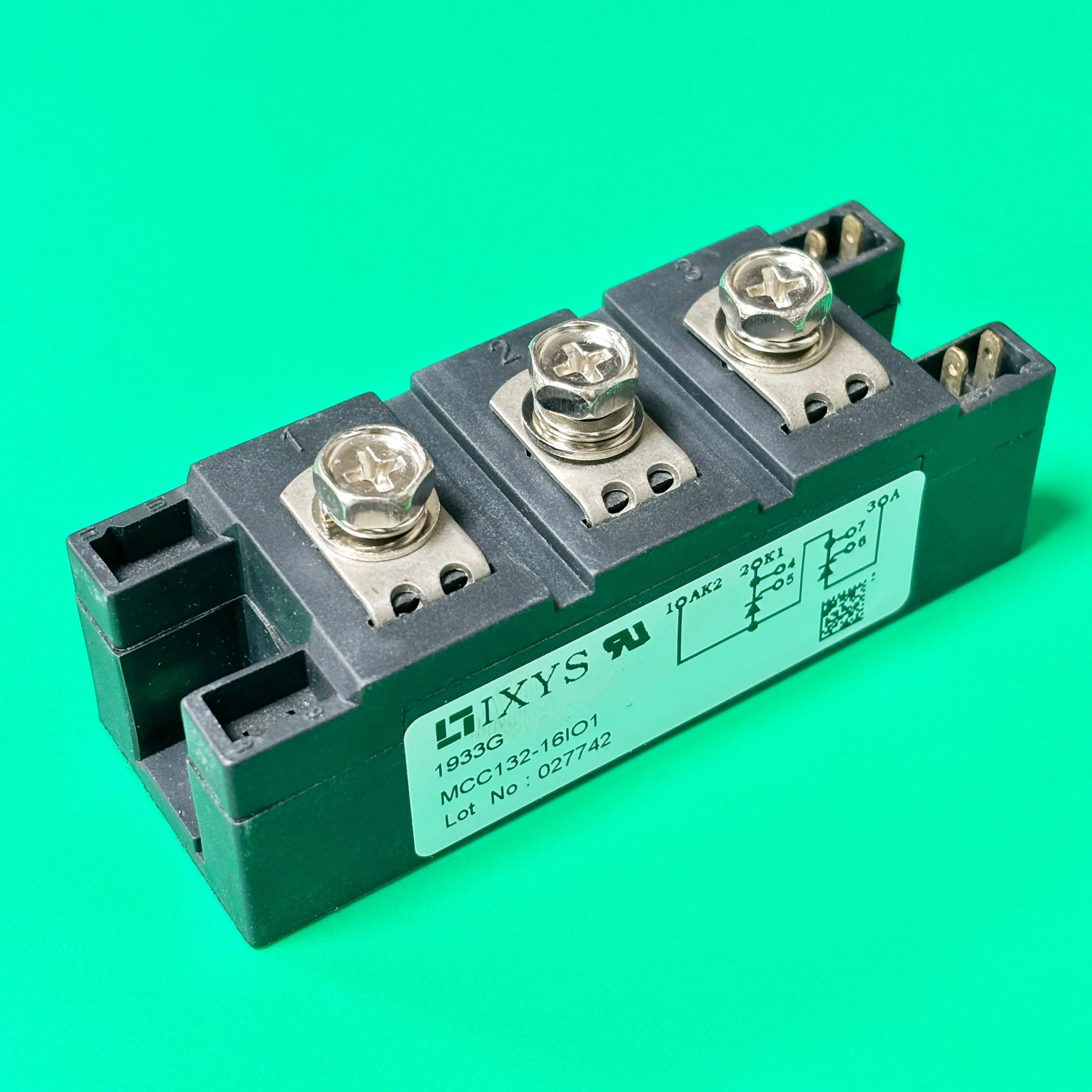 

MCC132-16IO1 SCR MODULE MCC13216IO1 THYRISTOR MOD 1600V 2X138A MCC132-16IO 1 MCC132-16I O1 MCC132-16 IO1 MCC 132-16IO1 132-16I01