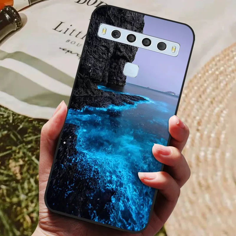 Stylish Soft Silicone Phone Case - Fashionable Protective Cover in Vibrant Colors