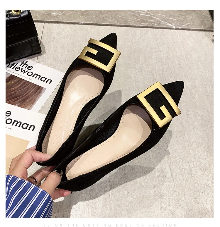 Flat Shoes for Women 2023 New Autumn Spring Pointed Toe Black Metal Buckle Retro Ladies Shoes Loafers Large Size 43 44 45 46