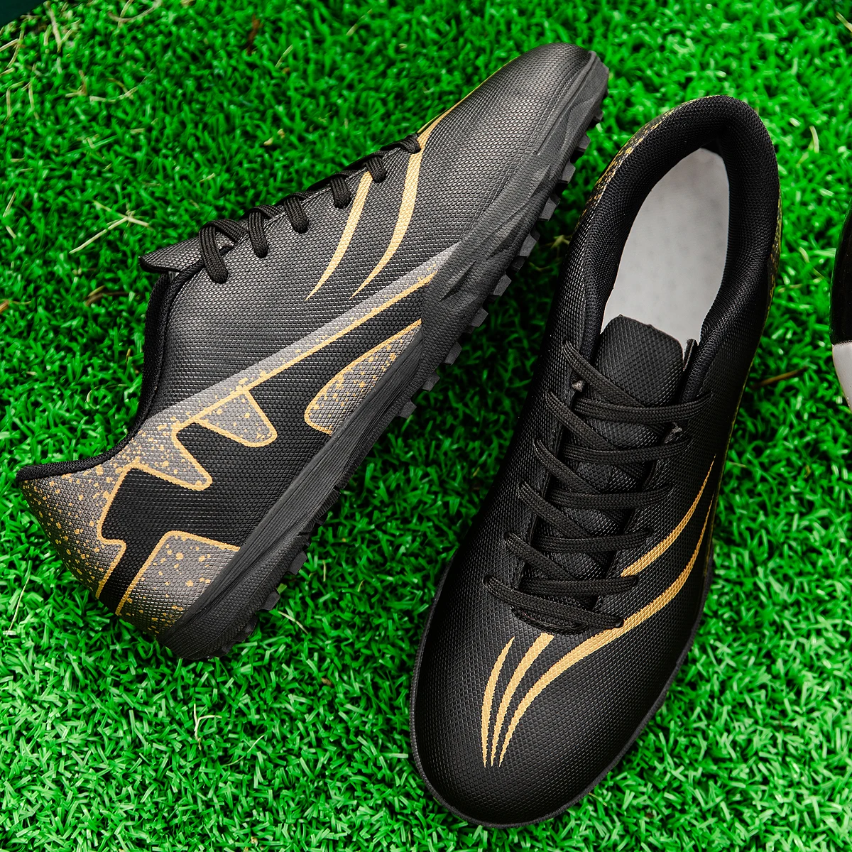 Professional Sports Soccer Shoes TF Broken Nail Teenagers Comfortable Training Specific Shoes Adult Wear Resisting
