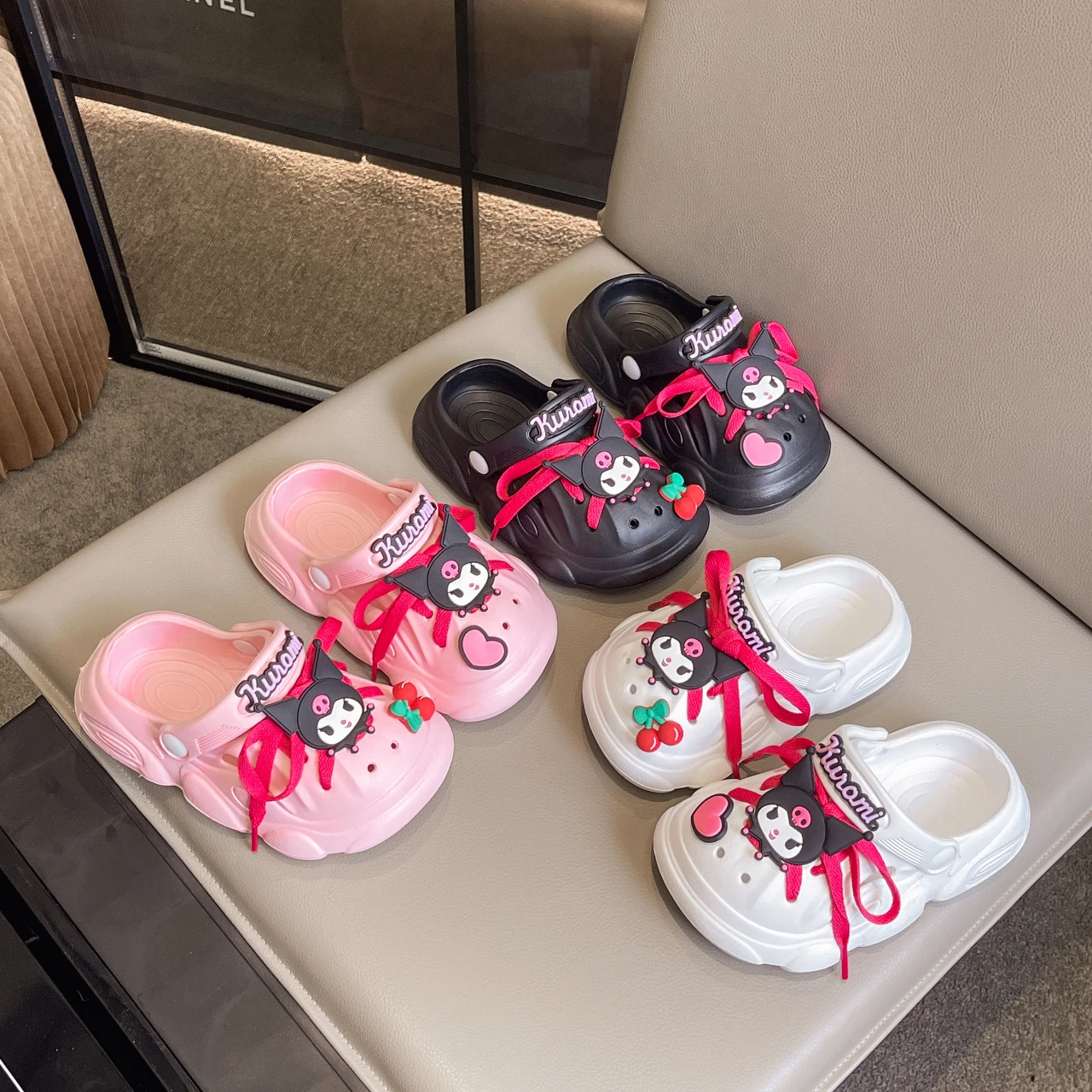 

Летние Детские Модные Мультяшные тапочки, дизайнерские садовые пляжные сандалии для девочек и мальчиков, детские Нескользящие мягкие шлепанцы, быстросохнущая обувь, Новинка