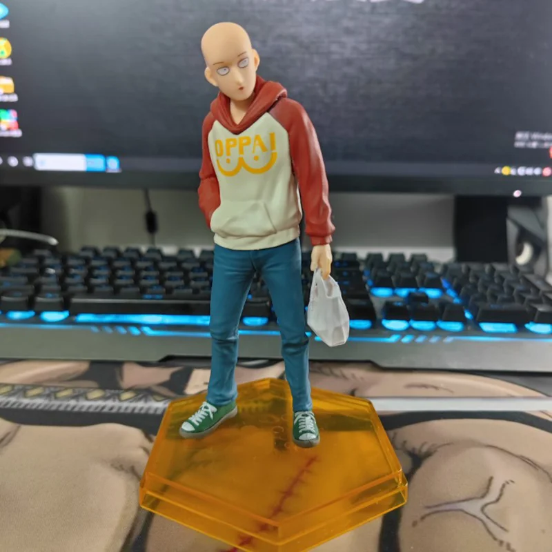 

Фигурки аниме Сайтама, 18 см, One Punch Man, экшн-фигурка, модель детской комнаты, кукла, украшение, коллекционные игрушки, подарки