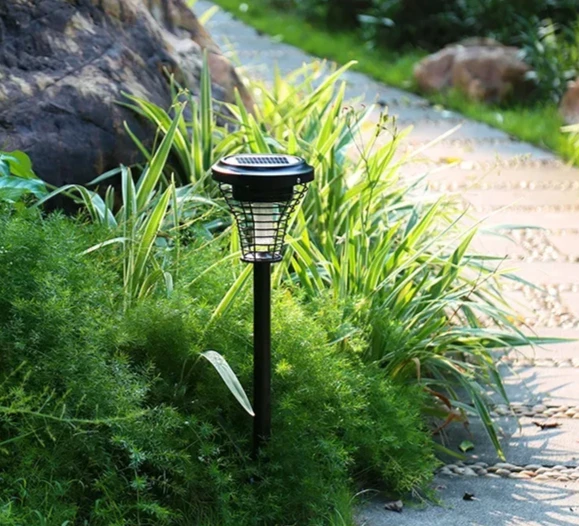 Portable Solar Mosquito Trap for Lawns Dual-LED Modes Foldable Mounting