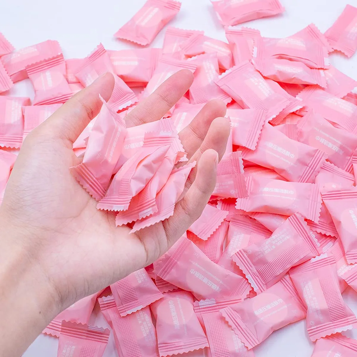 10-100pcs Compressed Towel Tablets, Disposable Portable Face Towels for Cleansing, Travel Camping Beauty Salon Must-Have