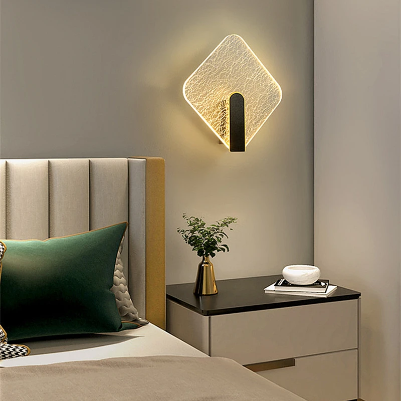 

Modern Luxury Metal LED Wall Lamp Acrylic Lampshade Nordic Creative Bedside Sconce Living Room Restaurant Aisle Decor Wall Light