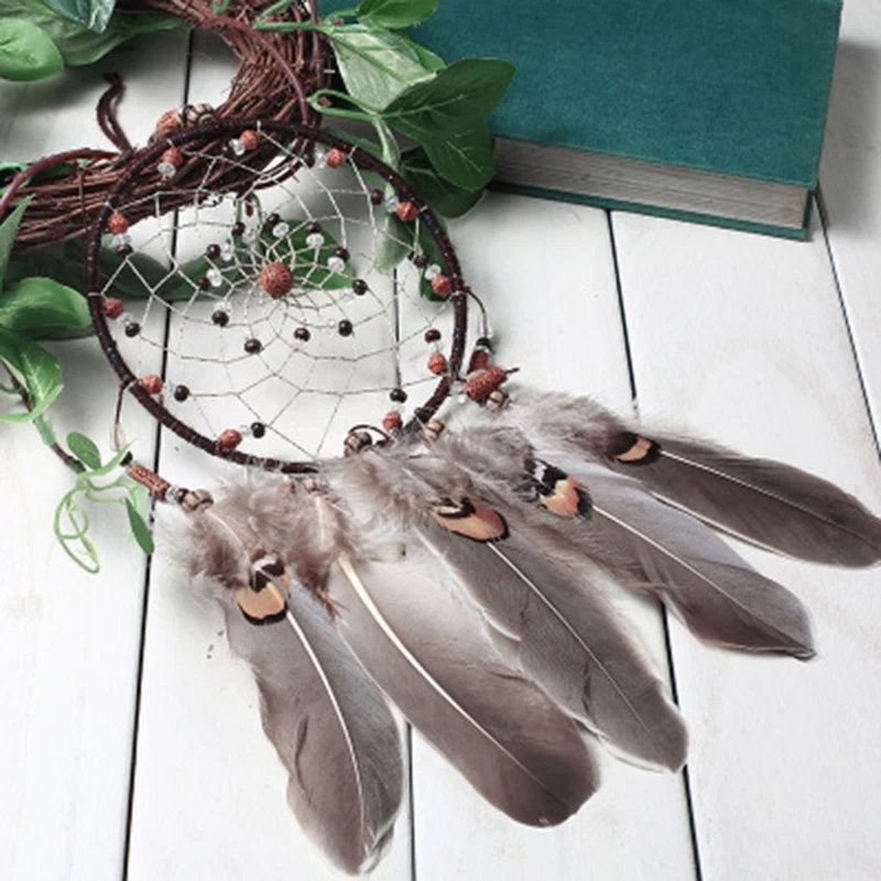 Retro Maple Leaf Dream Catcher Wind Chimes Indian Style Feather Car Pendant Dream Catcher 6