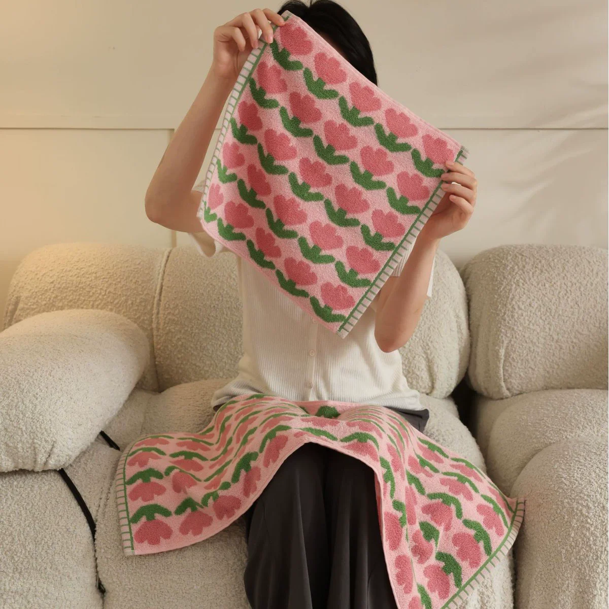 Bath Towel Tulip Cotton Soft Face Towel for Ladies Absorbent Comfortable Cotton Household Beach Towels Girl Gifts