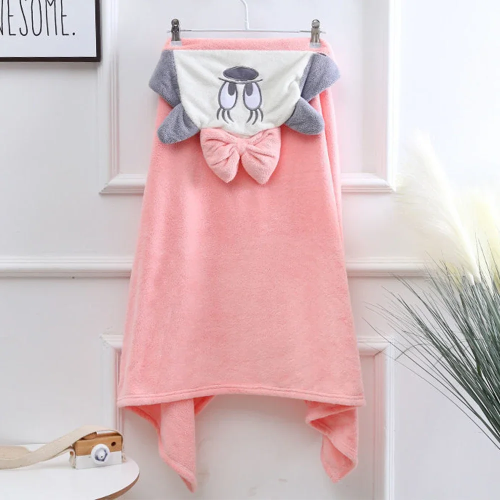 Baby Bathrobe Flannel Cloak Cartoon Boy Girl Ultra-Soft Hooded Spa Velvet Robe Bath Towel Baby Shower Gift