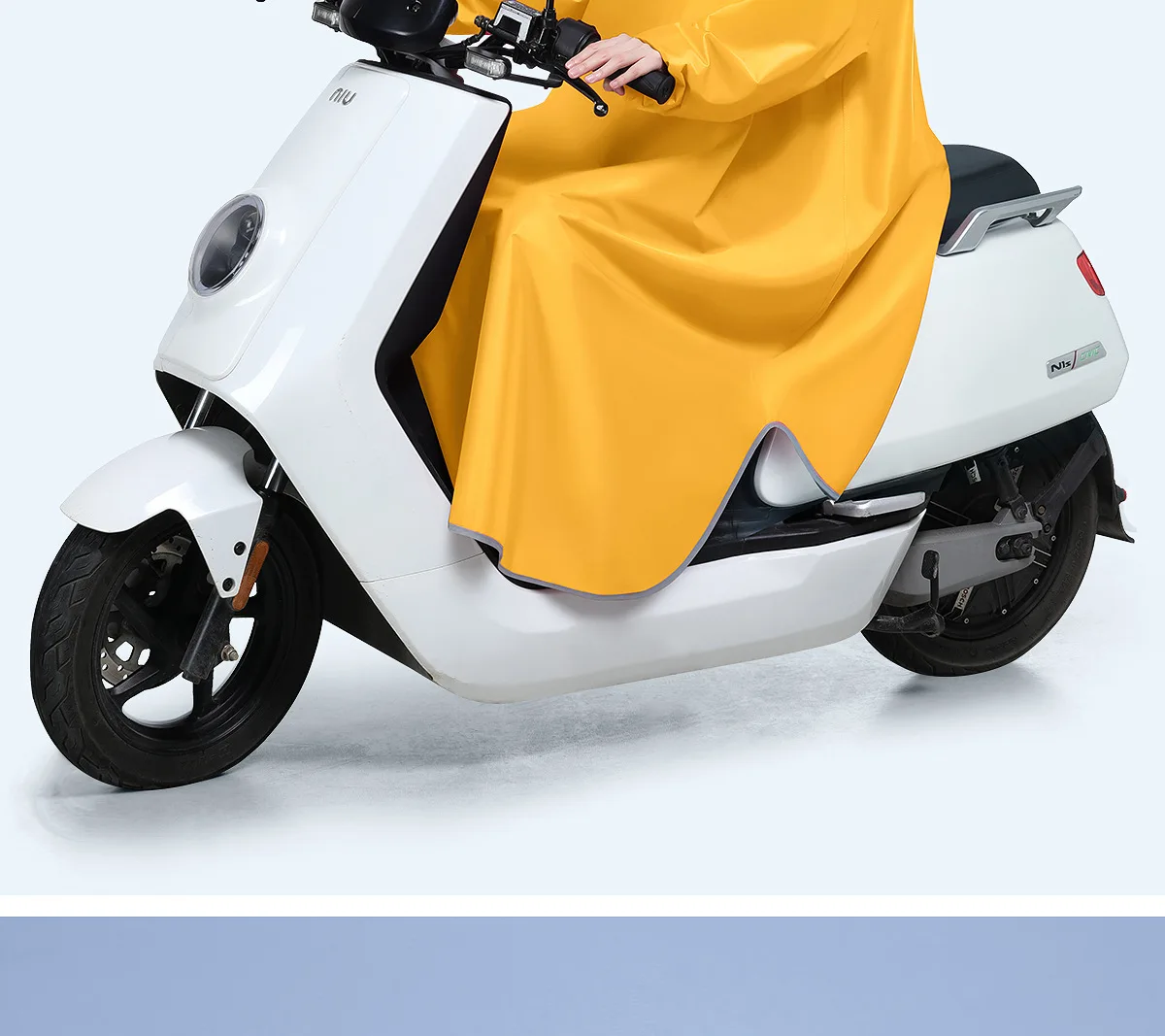 Long Single Fashion Raincoat with Oxford Sleeves for Electric Cars, Battery Cars, and Motorcycles - Bike Rain Poncho