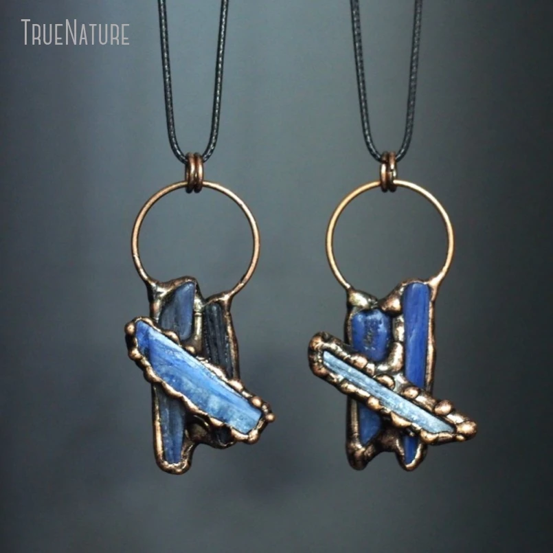 

5 шт., старинные бронзовые кожаные веревки, кианит, Винтажные Ювелирные изделия ручной работы, необработанная руда, спаянная свободная форма, ожерелье NM48553