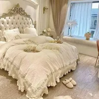 Lit double Princesse Italienne avec rangement intégré, cadre de lit King Size et têtes de lit, mobilier de chambre à coucher 3