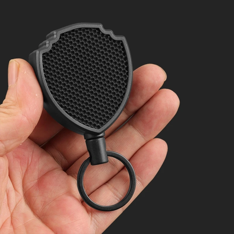 

Black Retractable Keychain Outdoor Mountaineering Anti-lost Easy-to-pull Buckle