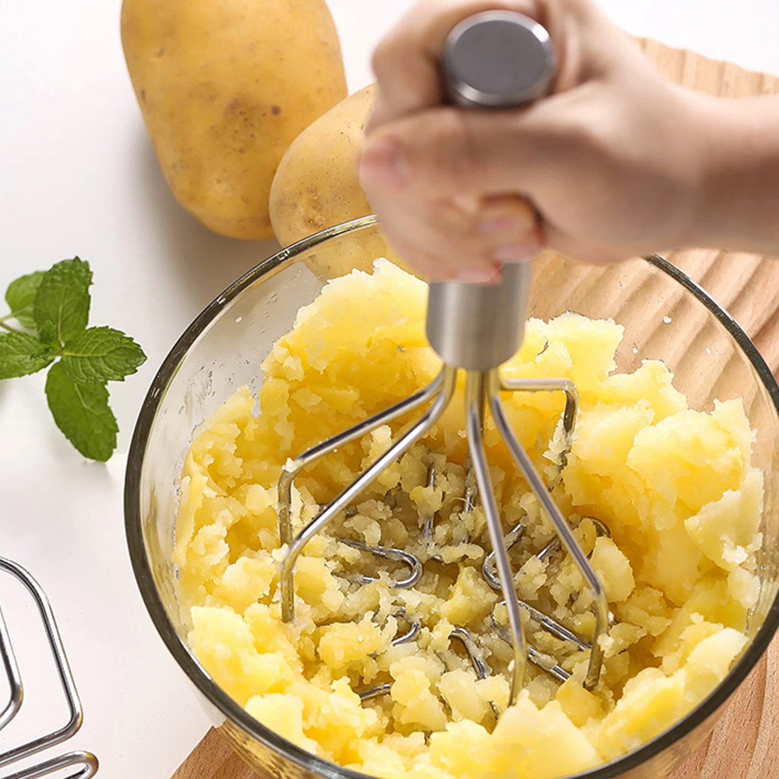 New Potato Ricer Stainless Steel Potato Masher Hand Masher with Thick Handle Food for Mashed