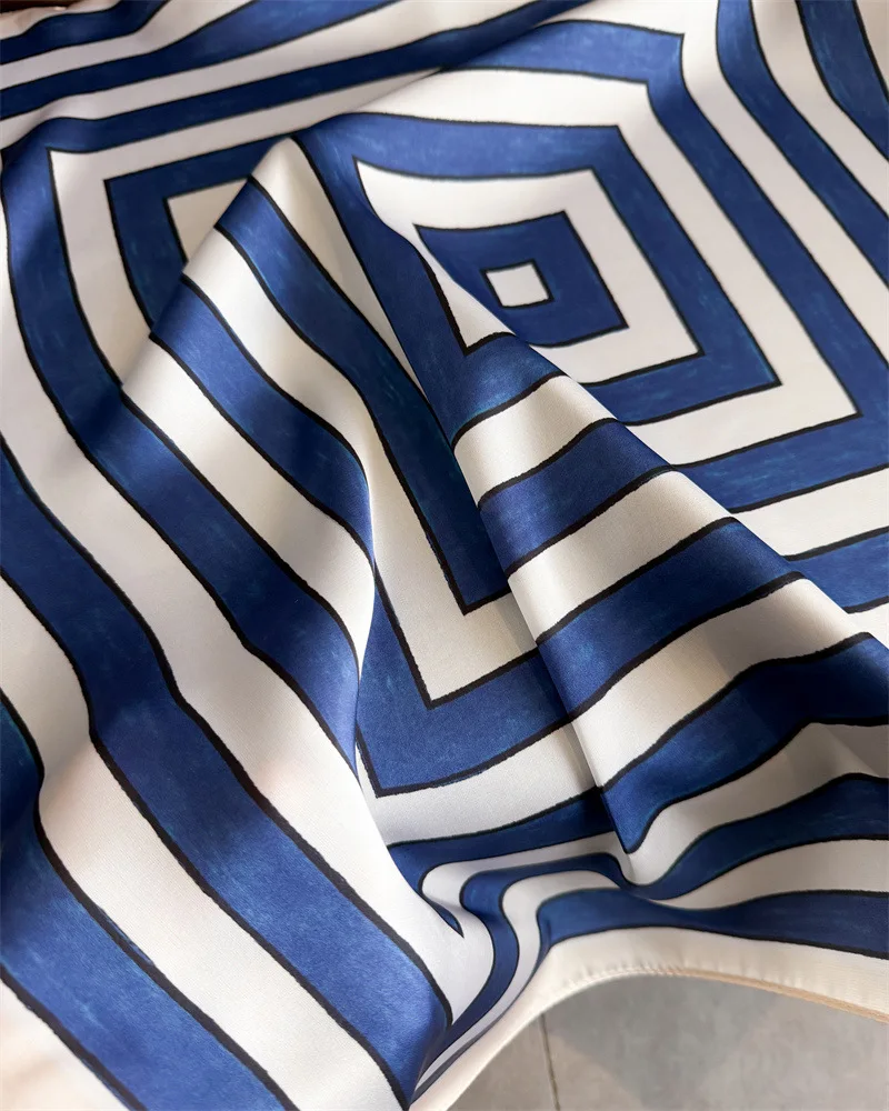 2026 Modischer quadratischer Schal für Damen, Haarband, weiches Halstuch, Vintage Hijab, gestreiftes Kopftuch, weibliches Pashmina-Bandana – Detail 3