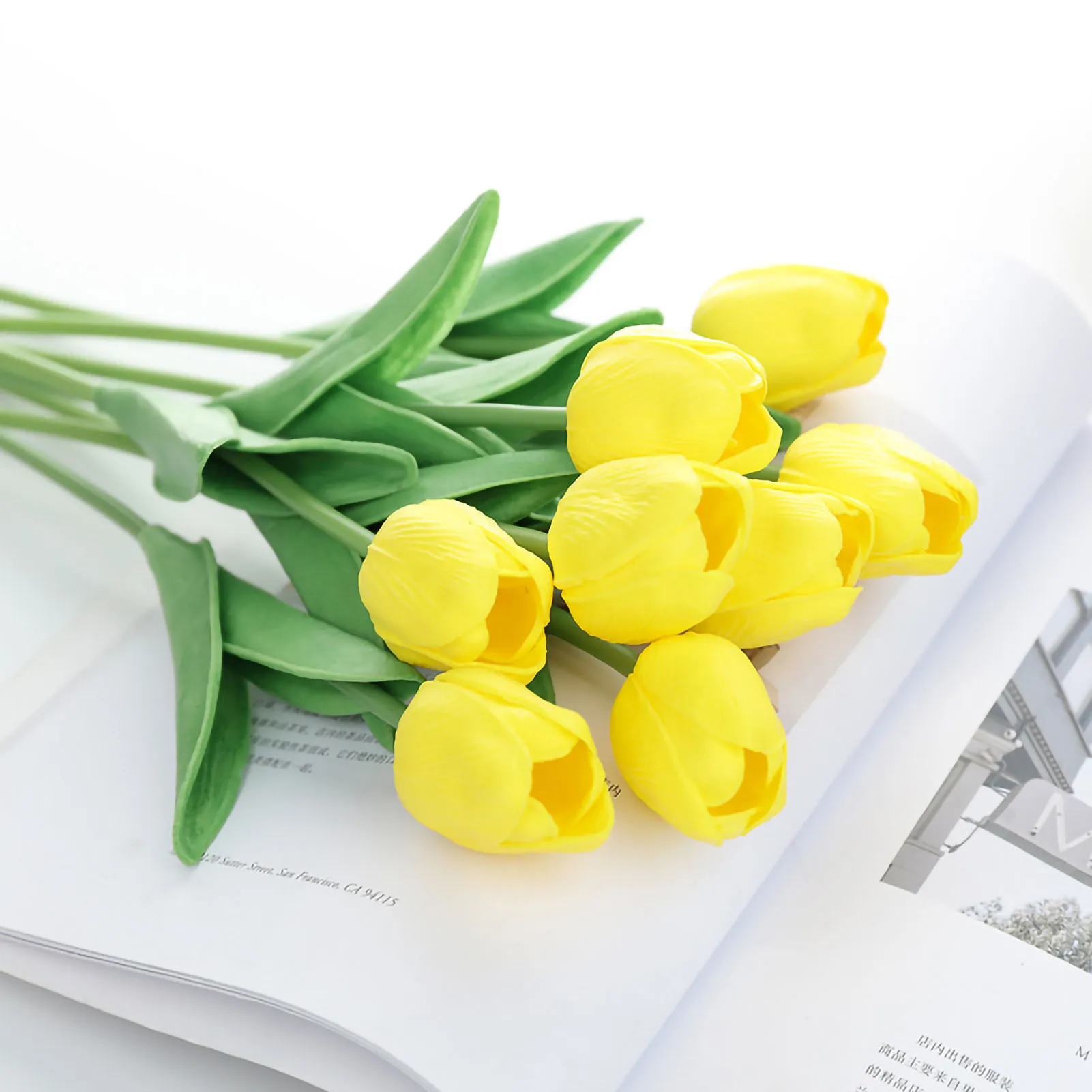 

Simulation Mini PU Tulips Flower Bunch Artificial Flowers Cuttings Wedding Floral Arrangement Home Room Hotel Party Event Decor