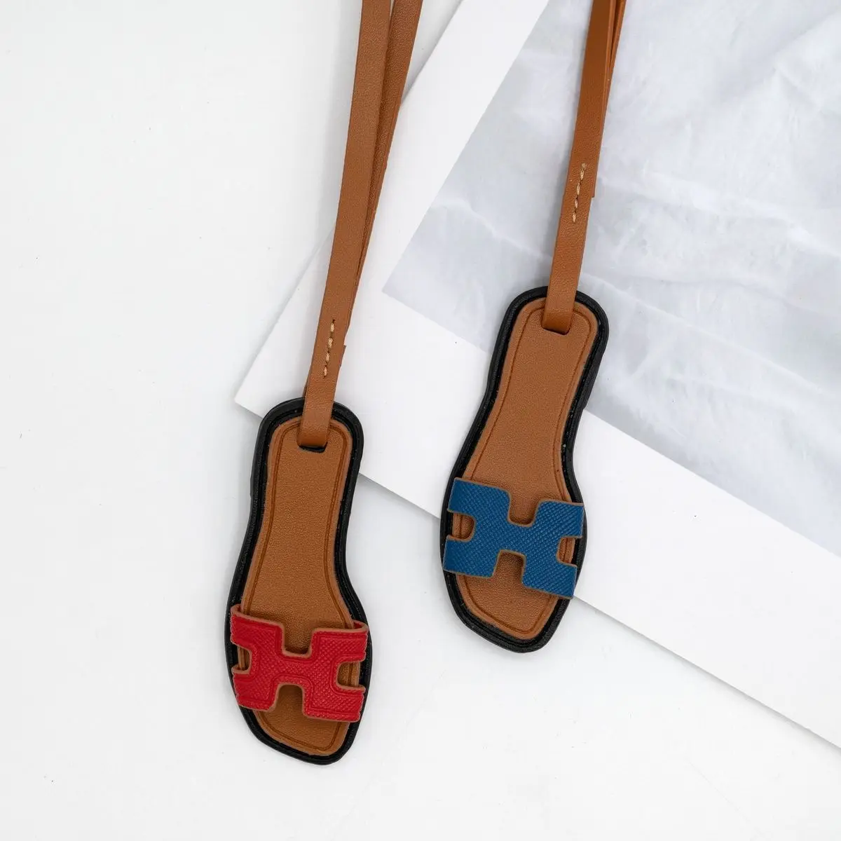 جديد الإبداعية حقيبة قلادة أحذية صغيرة بولي Leathe...