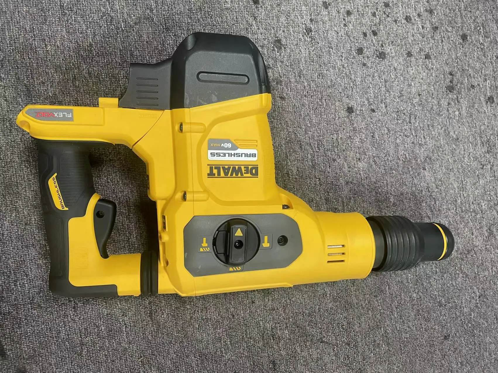 

Dewalt DCH481 Cordless 60V FLEXVOLT 40mm Hammer Drill SDS MAX Only Body，new