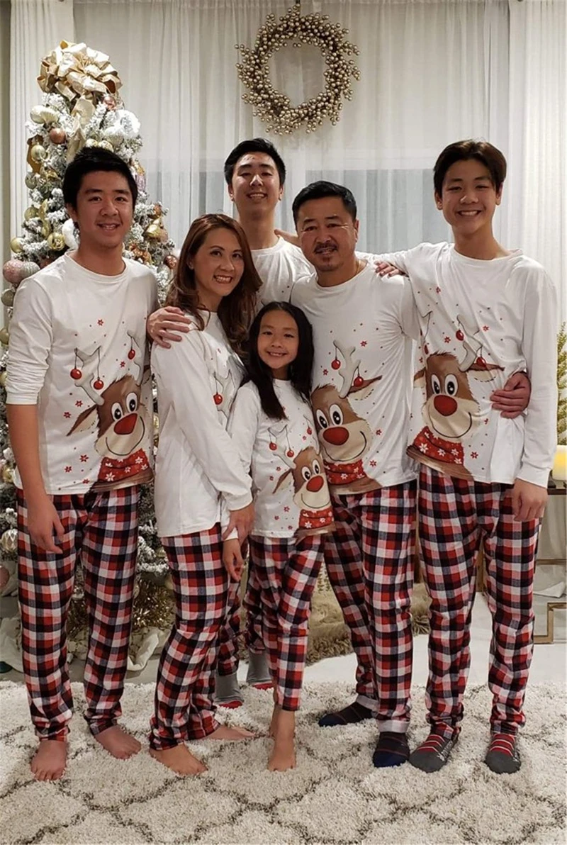 Winter Couples Christmas Pajamas For Family Matching Outfits Mother Kids Clothes Christmas Deer Pajamas Family Clothing Set