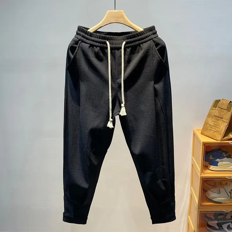 thumbnail image 1 of Pantalones cortos para hombre, cintura elástica con bolsillos, pantalones cortos cargo verdes para hombre, Y2k, ropa elegante y cómoda, nueva en Harajuku suelta, 1 of 5
