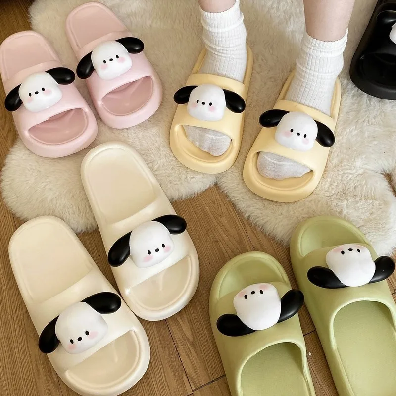 

Тапочки Sanrio женские нескользящие, милые сандалии с мультяшным рисунком, для ванной комнаты, домашние мягкие тапочки для улицы
