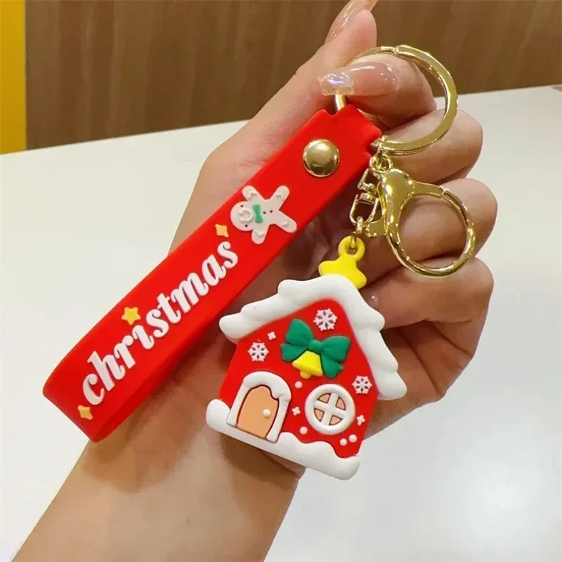 

4-pcs 2024 Christmas Keychain Doll Pendant Christmas Tree Snowman Reindeer Key Chain Grab Lovers Accessory Small Gift