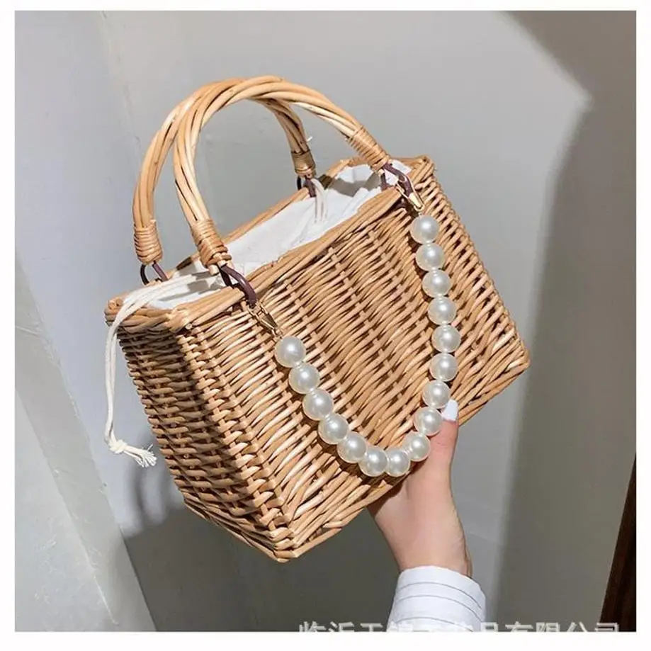 1 Pcs Women's New Handmade Flower Basket Vine Woven Versatile Wedding Gift Handbag Woven Mesh Red Korean Crossbody Bags