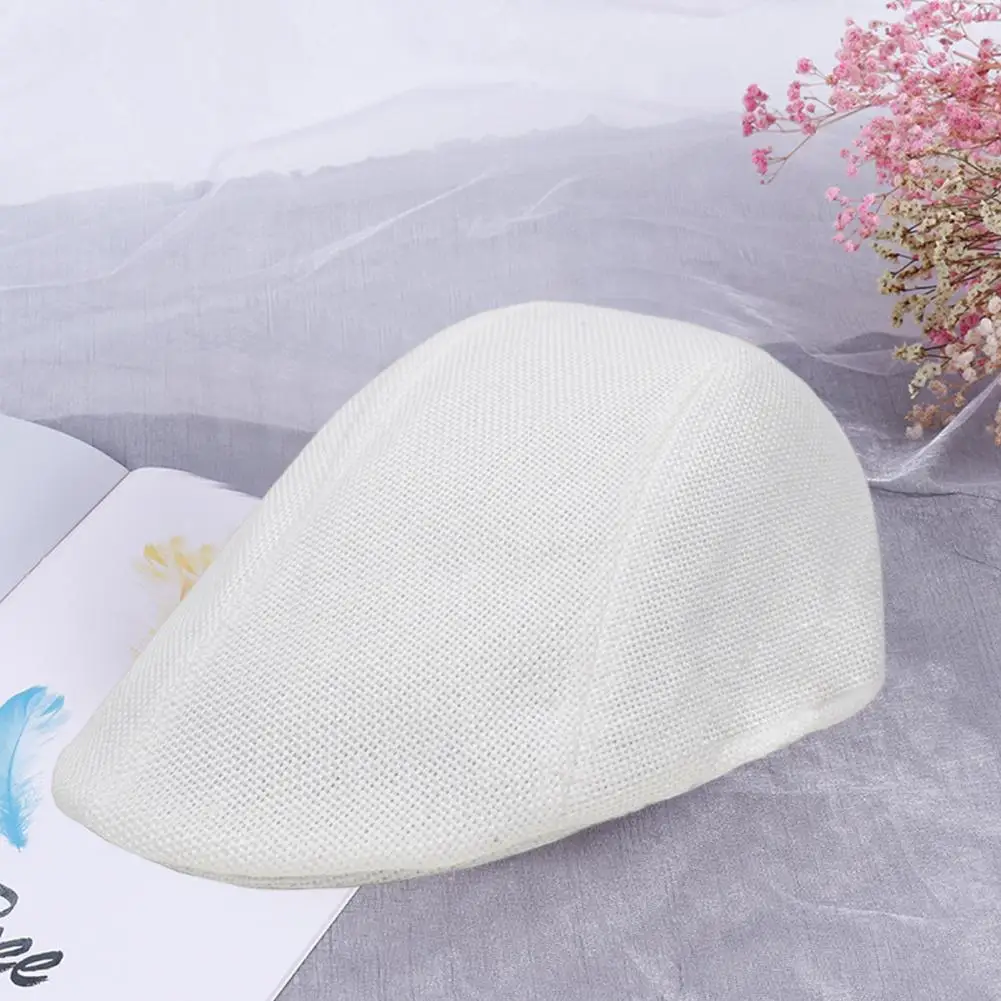

Men Vintage Beret Stylish Men's Retro Newsboy Hat with Sun Protection Breathable Design Classic Beret Cap for Casual Wear