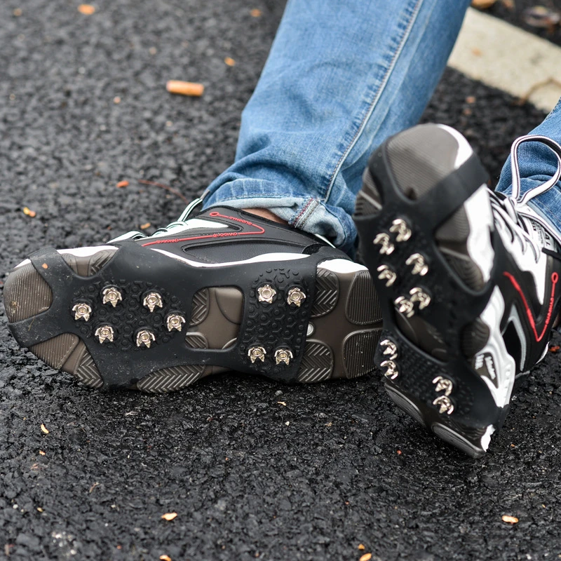 Removable Shoes Cover with Nails Non-Slip Reef Rock Sea Fishing Waders Boots Sole Crampon with 304 Stainless Steel