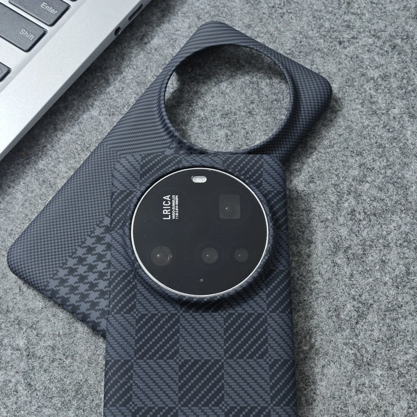 Luxury Texture Pattern Ultra-Thin Shockproof Bumper Case - Hard Plastic Back Cover